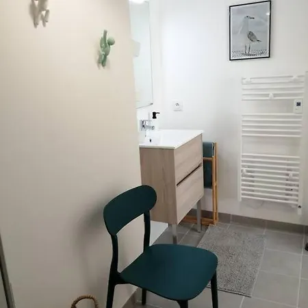 Appt Cosy, Plein Sud, A 200m, Proche Commerces Apartmán *